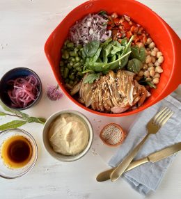 Kylling i kikærter – en madpakke bowl